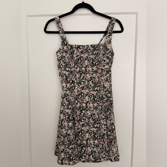 Abercrombie & Fitch Floral Dress - Picture 2 of 4